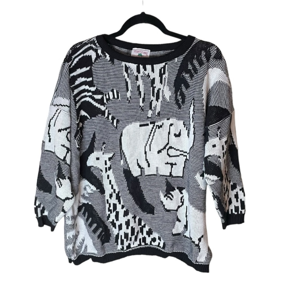 Turtle Bay Vintage Black and‎ White Zoo Safari Novelty Knit Sweater
